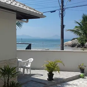 Casa Beira Mar Mariscal 1 Bombinhas